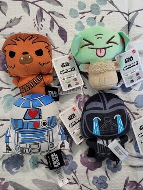 Star Wars Moodiverse Set Of 4 - Mini Plush Vader, Chewy, Grogu, R2-D2 Series 3